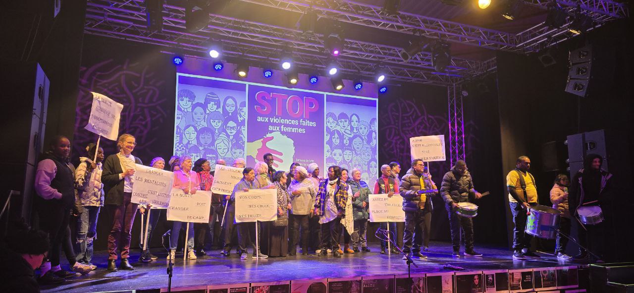 Parler des violences faites aux femmes, ce n’est pas évoquer un “fait divers”.